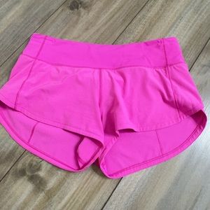 Lululemon Lowrise Speed Up shorts Size 4: Sonic Pink